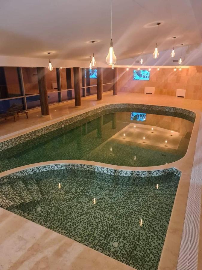 7Soapte Timisu de Jos Exterior foto